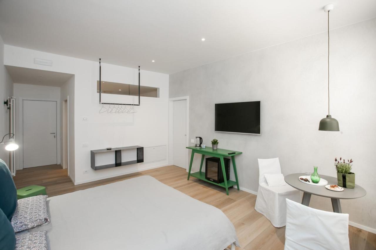 Bnb Ago E Filo Trento Exterior photo